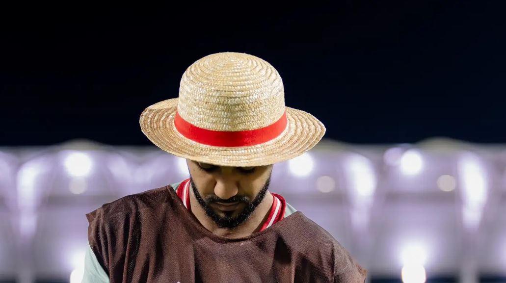 "من المدرجات إلى المتجر".. قبعة الغنام منجم ذهب للاتفاق