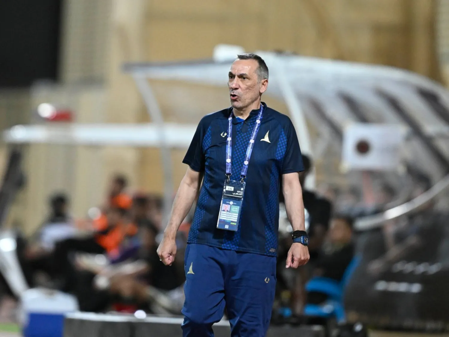 تقارير تشكف تفاصيل عقد دونيس مع منتخب السعودية تقارير تشكف تفاصيل عقد دونيس مع منتخب السعودية