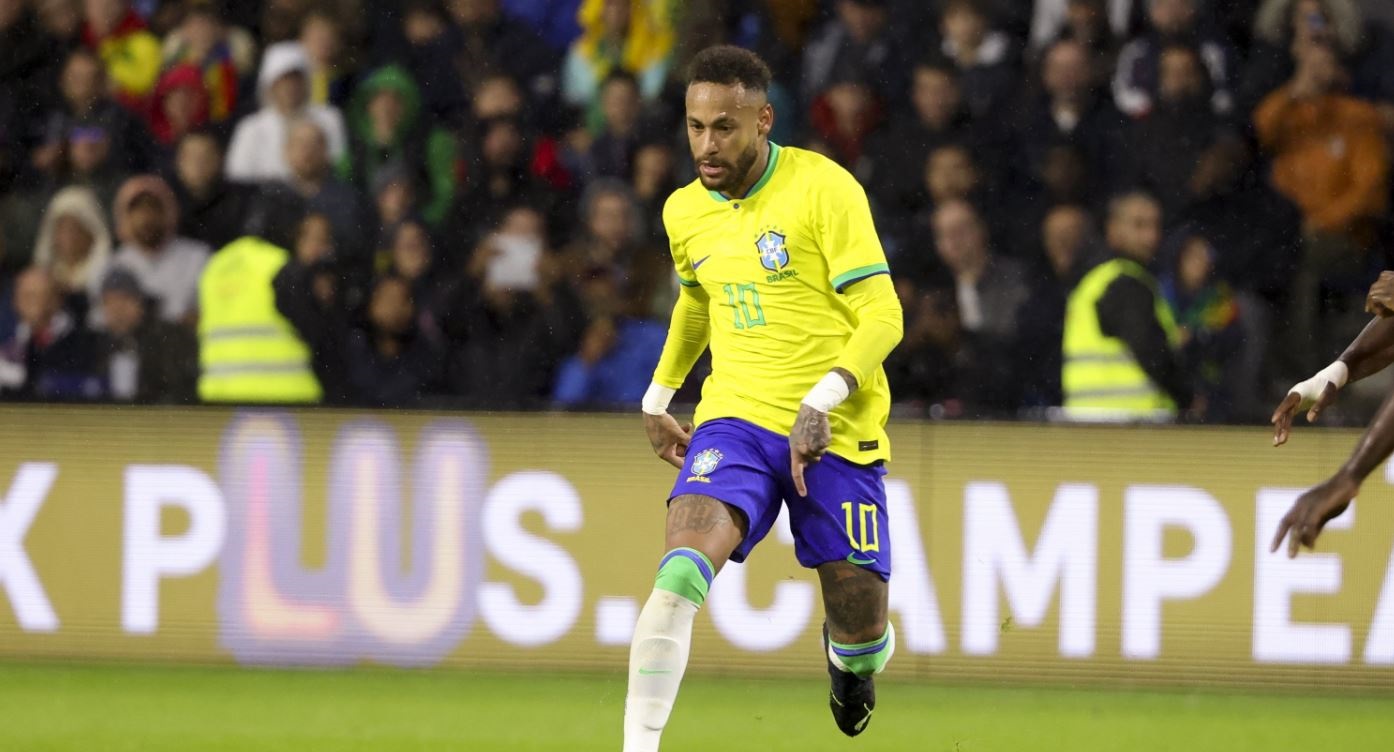 غياب جديد.. هل تتزايد فرص نيمار في العودة للبرازيل قبل كأس العالم؟